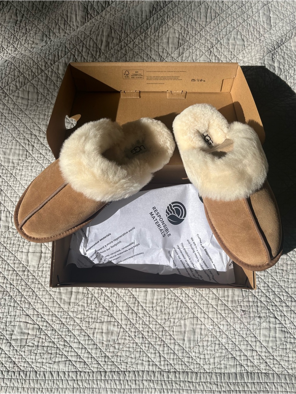 UGG Chestnut Scuffette II Suede Slide with Cream Shearling